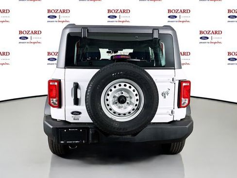 New 2025 Ford Bronco 4-Door image 7