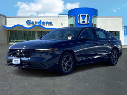 New 2026 Honda Accord EX-L image 3