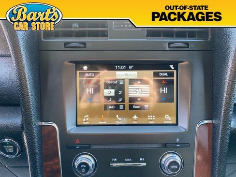 Used 2017 Lincoln Navigator Select image 35