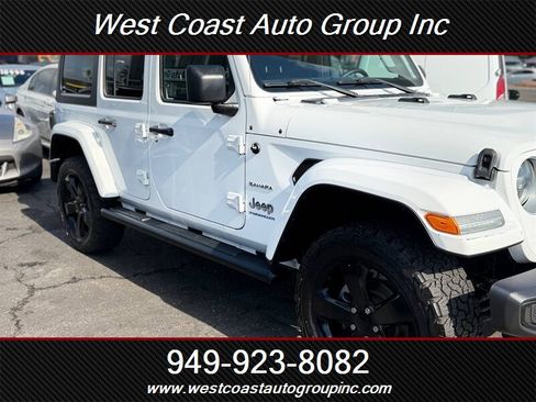 Used 2023 Jeep Wrangler Unlimited Sahara image 33