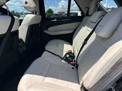 Used 2018 Mercedes-Benz GLE 350 4MATIC image 13