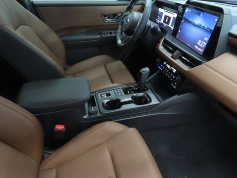 New 2026 Subaru Outback Touring XT AWD/4WD image 25