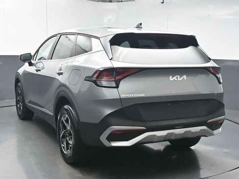 Used 2024 Kia Sportage LX image 6