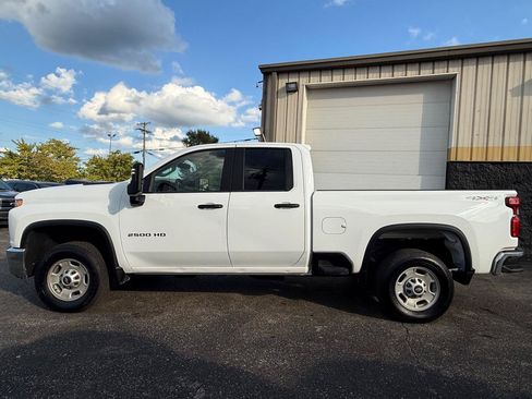 Used 2020 Chevrolet Silverado 2500 W/T w/ WT Safety Package AWD/4WD image 2