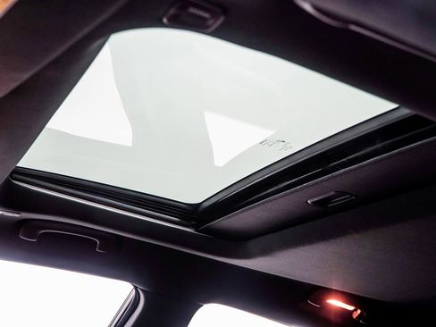 Used 2023 Dodge Charger SRT Hellcat w/ Harman/Kardon Audio Group image 42