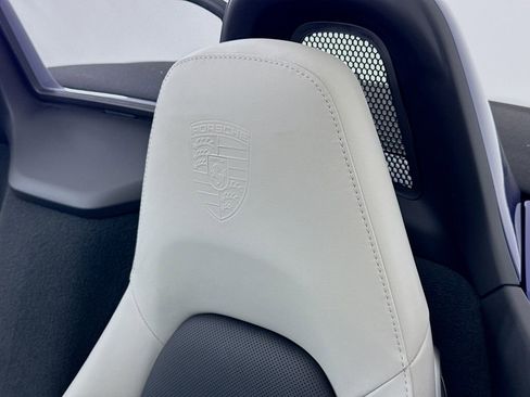 Certified 2025 Porsche 718 Boxster image 34