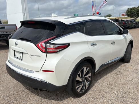 Used 2018 Nissan Murano Platinum FWD image 3