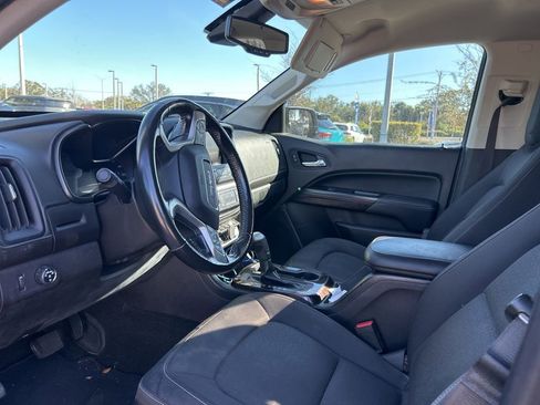 Used 2016 GMC Canyon SLE w/ SLE Convenience Package image 3