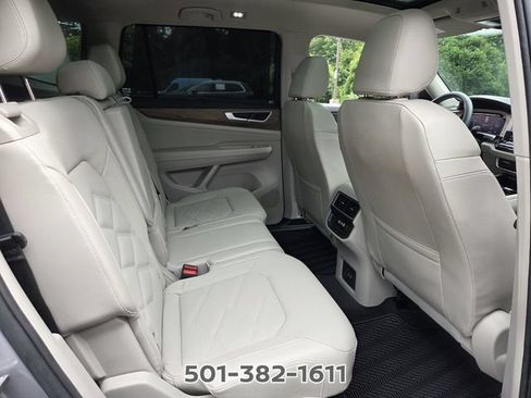 Used 2024 Volkswagen Atlas SE FWD image 16