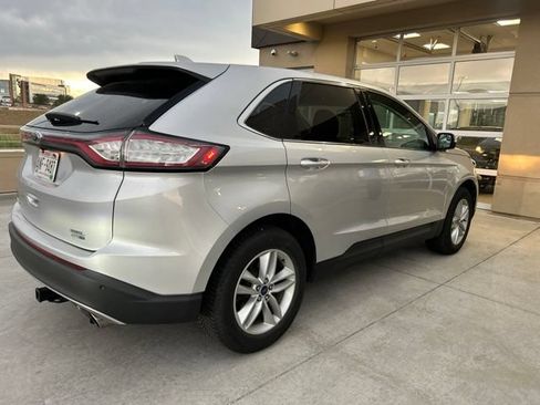 Used 2018 Ford Edge SEL w/ Equipment Group 201A AWD/4WD image 3
