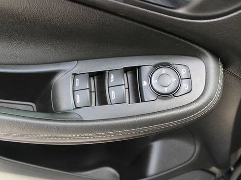 Used 2024 Buick Encore GX Sport Touring FWD image 13