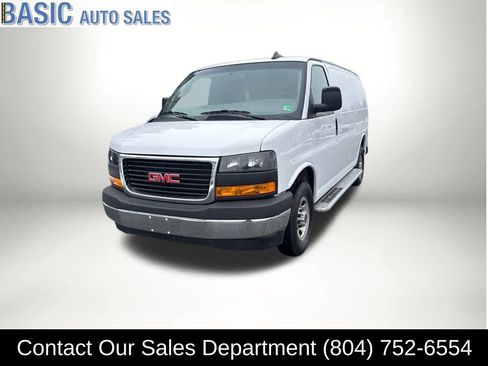 Used 2024 GMC Savana 2500 w/ Driver Convenience Package image 2