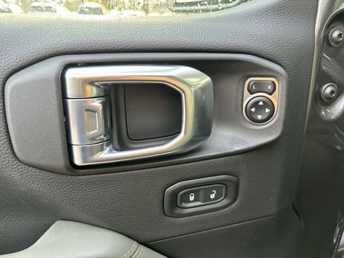 New 2026 Jeep Gladiator Mojave image 10