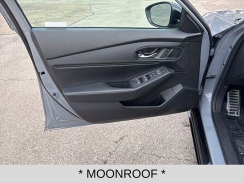 Used 2023 Honda Accord Sport image 10