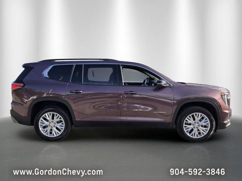 Certified 2026 GMC Acadia Elevation w/ Elevation Premium Package AWD/4WD image 7