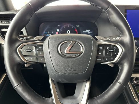 Used 2024 Lexus GX 550 w/ Cold Area Package AWD/4WD image 26
