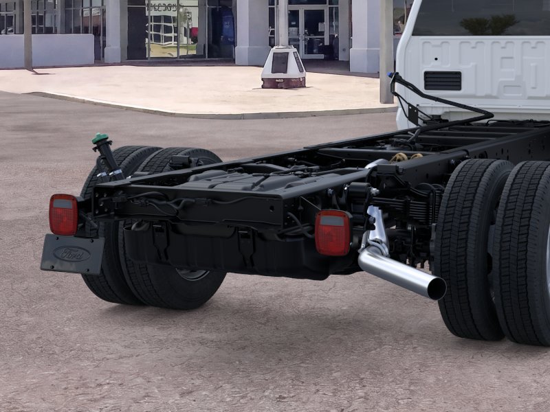 New 2026 Ford F550 4x4 Regular Cab Super Duty w/ XL Chrome Package image 21