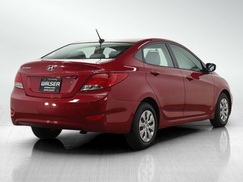Used 2016 Hyundai Accent SE image 5