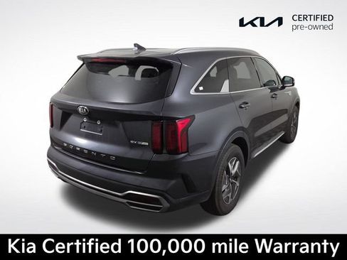 Certified 2021 Kia Sorento EX FWD image 6