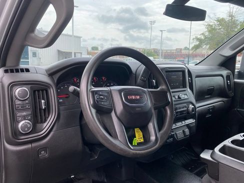 Used 2023 GMC Sierra 3500 Pro w/ Convenience Package AWD/4WD image 12