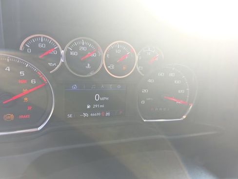 Used 2020 Chevrolet Silverado 1500 LT Trail Boss image 11