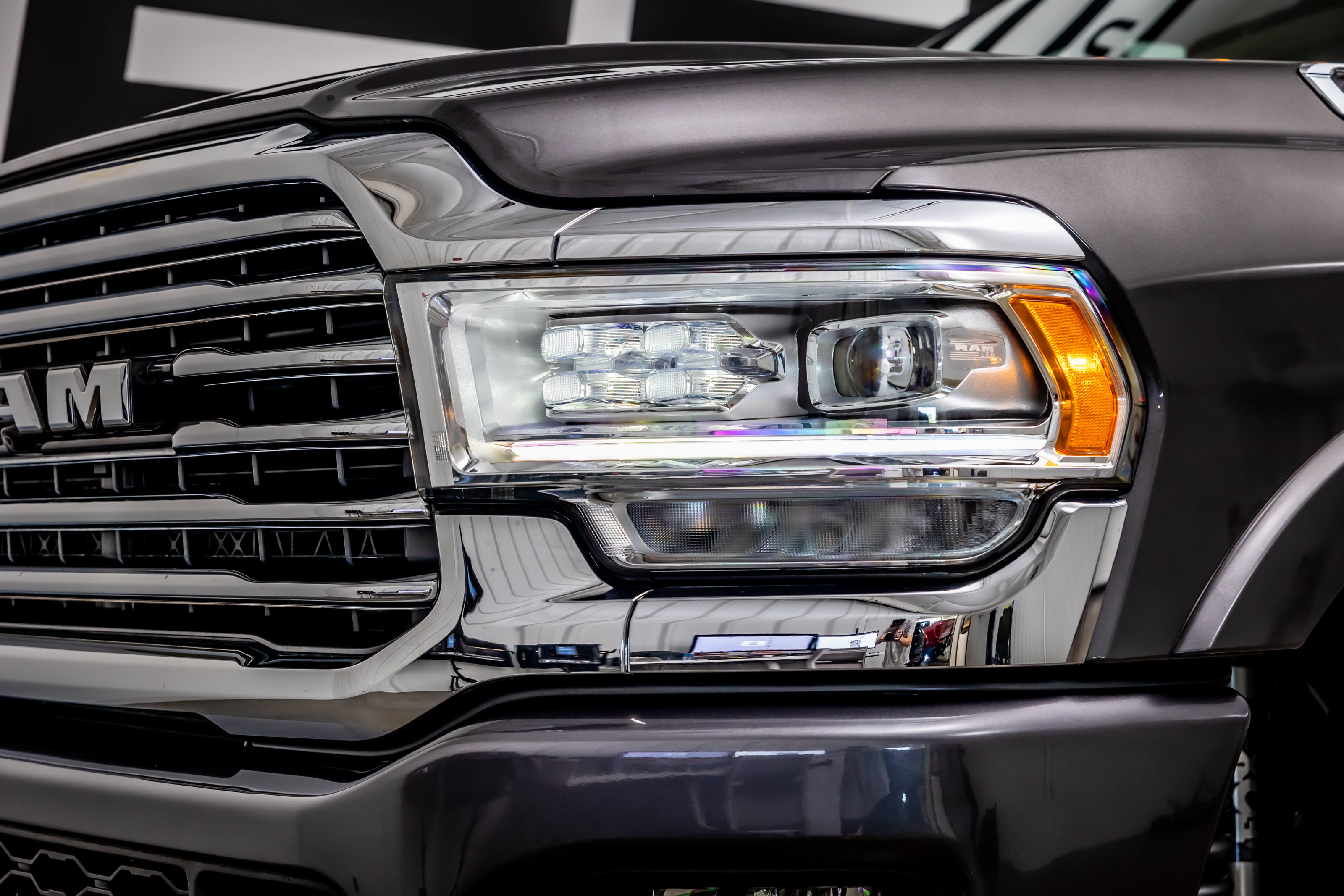 Used 2024 RAM 3500 Limited w/ Safety Group AWD/4WD image 19