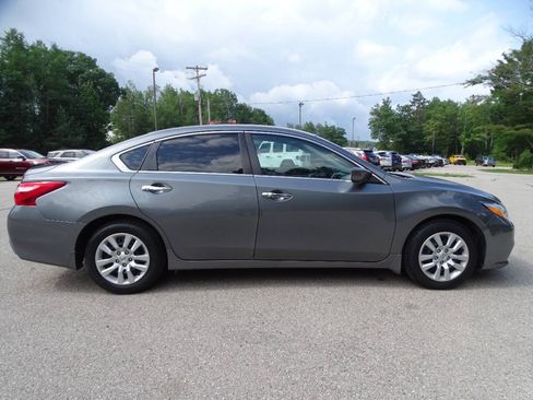 Used 2016 Nissan Altima 2.5 S FWD image 37