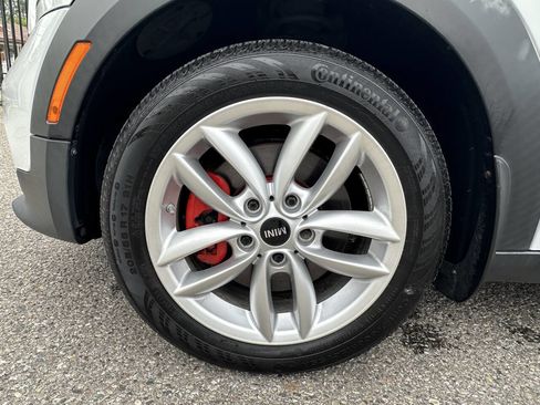 Used 2014 MINI Cooper Paceman S image 11