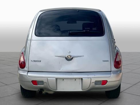 Used 2007 Chrysler PT Cruiser Touring FWD image 4