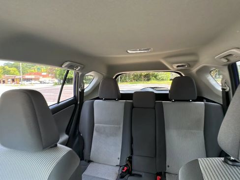 Used 2015 Toyota RAV4 LE AWD/4WD image 15