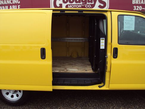 Used 2014 Chevrolet Express 1500 AWD image 11