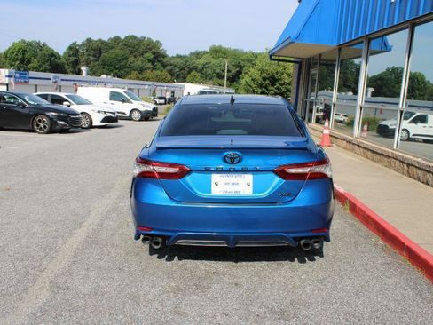 Used 2020 Toyota Camry XSE FWD image 5