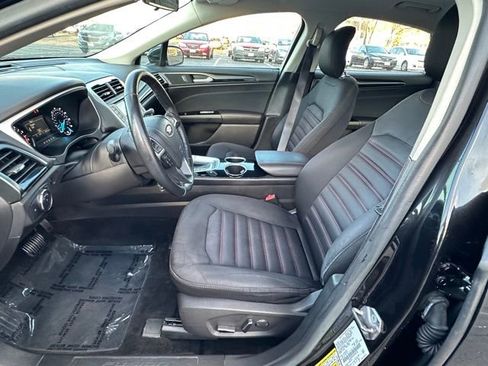 Used 2013 Ford Fusion SE image 23