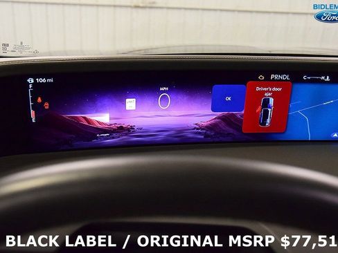 Used 2024 Lincoln Nautilus Black Label image 17