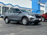 Used 2023 Chevrolet Equinox LS image 2