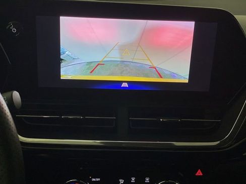 Certified 2025 Chevrolet Trax RS w/ Driver Confidence Package image 19