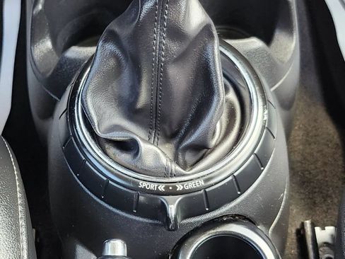 Used 2015 MINI Cooper S FWD image 29