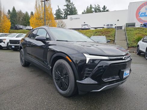 New 2026 Chevrolet Blazer EV LT image 3