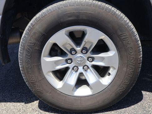 Used 2024 RAM 1500 Laramie RWD image 19