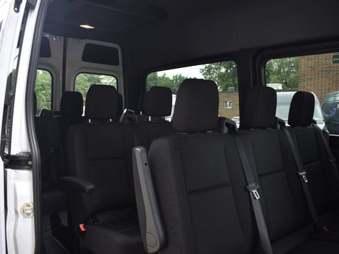 Used 2024 Mercedes-Benz Sprinter 2500 image 9