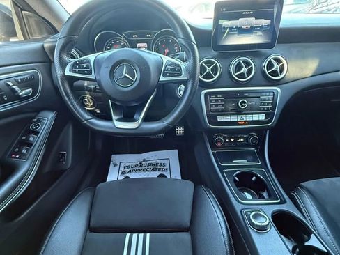 Used 2018 Mercedes-Benz CLA 250 4MATIC image 31