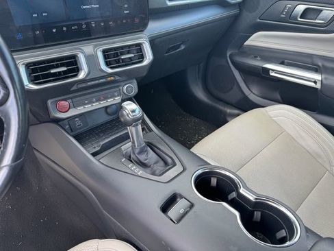 Used 2024 Ford Mustang GT Premium image 23