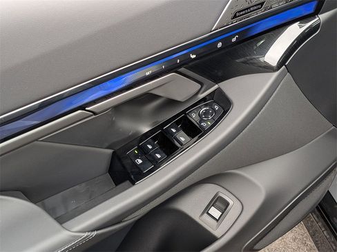 New 2025 BMW i5 M60 image 18