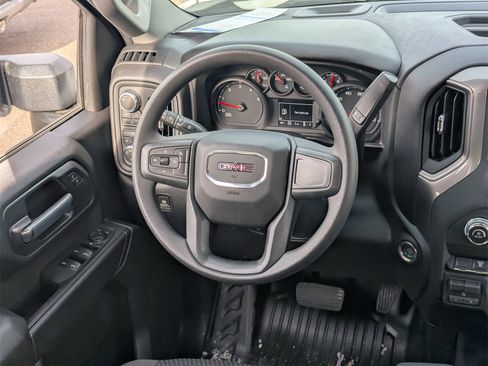 New 2026 GMC Sierra 2500 Pro w/ Convenience Package image 16