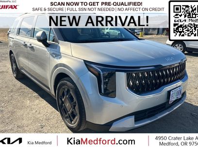 Used 2025 Kia Carnival EX