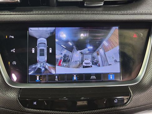 Used 2023 Cadillac XT5 Premium Luxury w/ Technology Package image 23