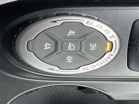 Used 2023 Ford Bronco Wildtrak image 32