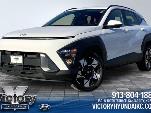 Used 2025 Hyundai Kona SEL image 1