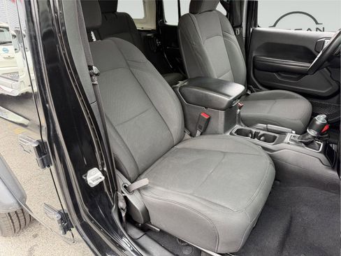 Used 2020 Jeep Wrangler Unlimited Sport S image 26