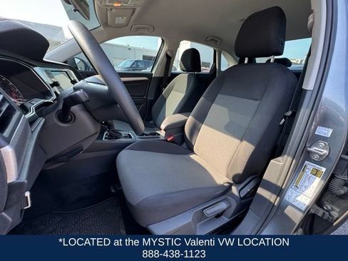 Certified 2021 Volkswagen Jetta FWD image 26